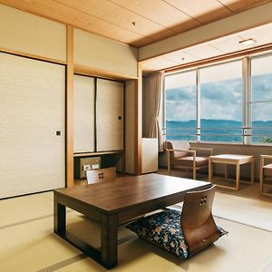 Japanese-Style Room